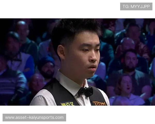 斯佳辉强攻底袋，一杆锁胜